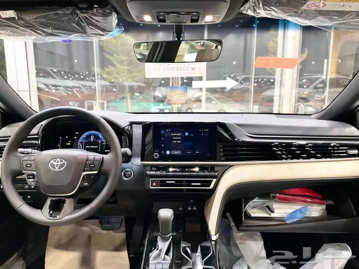 تويوتا كامري ( LE ) هايبرد موديل 2025 أقل الأسعار 13