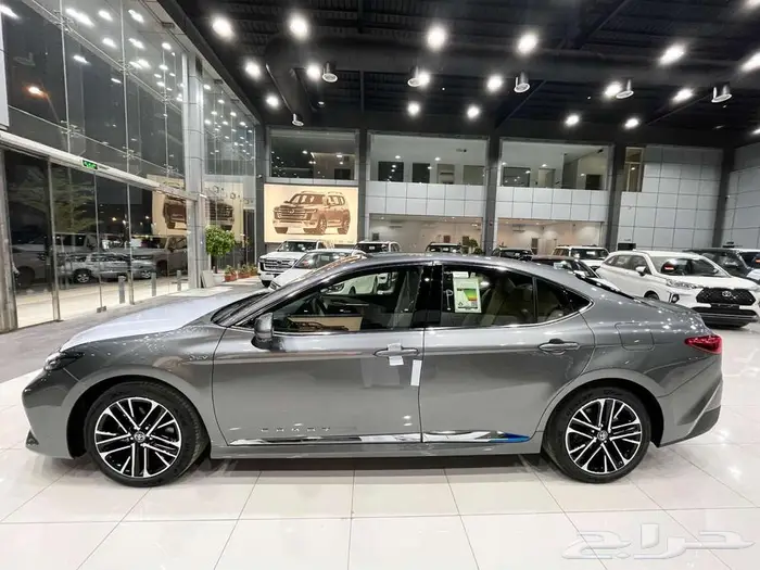 تويوتا كامري ( LE ) هايبرد موديل 2025 أقل الأسعار 4