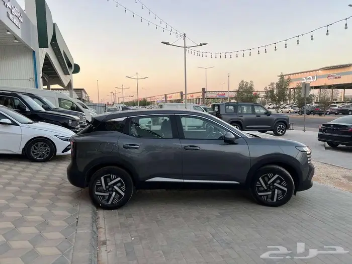 نيسان كيكس 2025 متوفر جميع الفئات كاش _ اقساط (اقل الاسعار ) 4