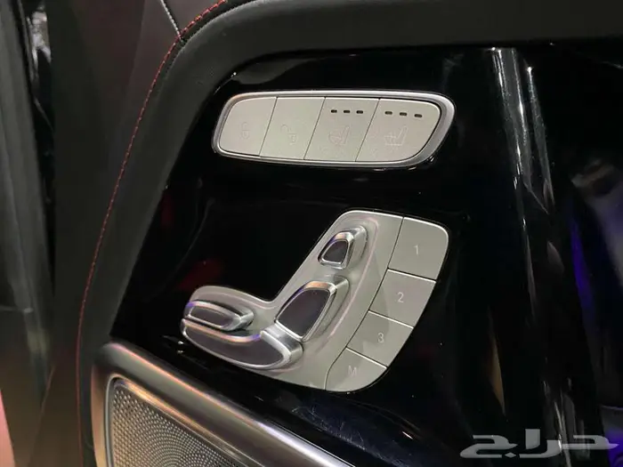 مرسيدس G63 موديل 2019 اسود ماشيه 150الف كم 8