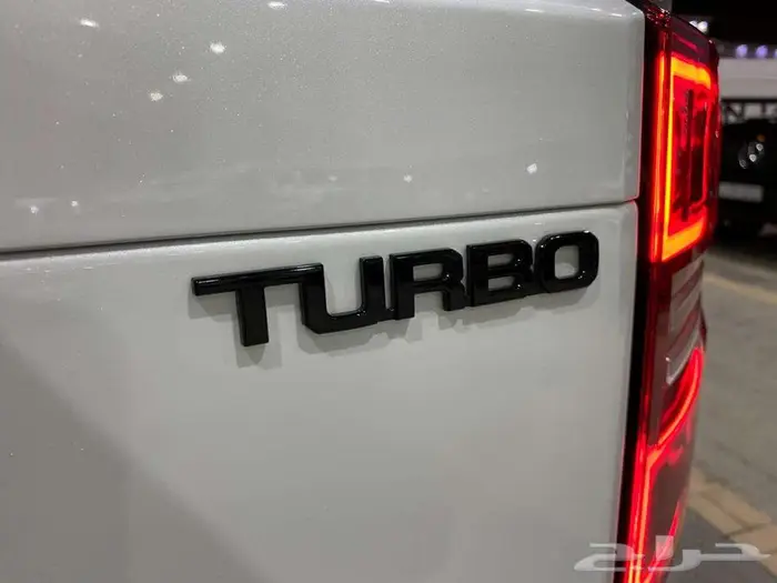 تويوتا برادو TXL2 موديل 2025 ابيض بنزين سعودي ماشيه 27000كم 31