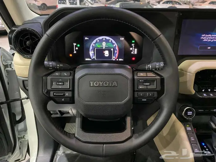 تويوتا برادو TXL2 موديل 2025 ابيض بنزين سعودي ماشيه 27000كم 13