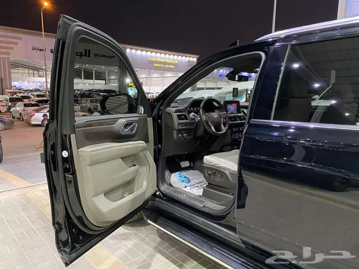 شيفروليه تاهو 2022 اسود ماشيه 75000كم 18