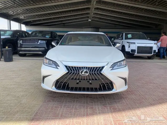لكزس ES250 2025 استاندر الساير كويتي 0