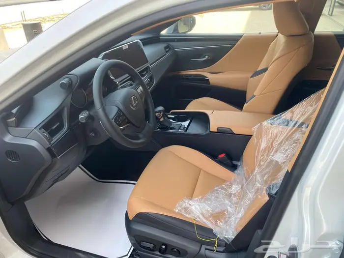 لكزس ES250 2025 استاندر الساير كويتي 9