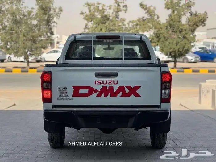 ايسوزو ديماكس غمارتين ستاندر زجاج كهربا 2025 8