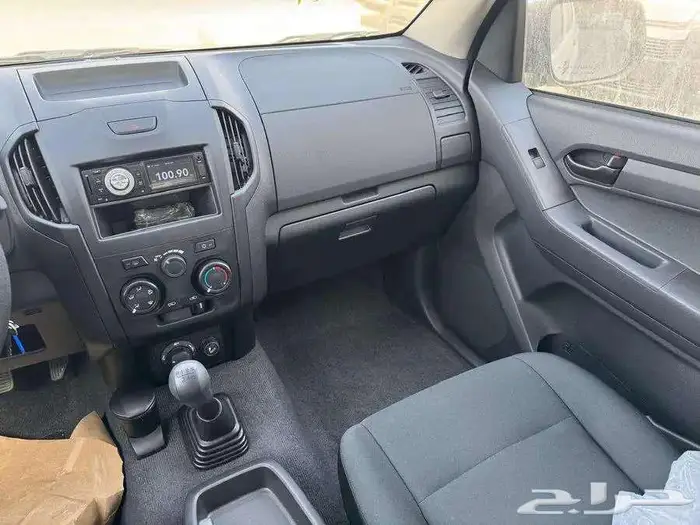 ايسوزو ديماكس غمارتين ستاندر زجاج كهربا 2025 19