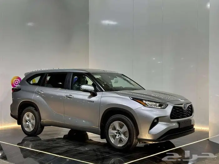 تويوتا هايلاندر LE دفع امامي 2025 0