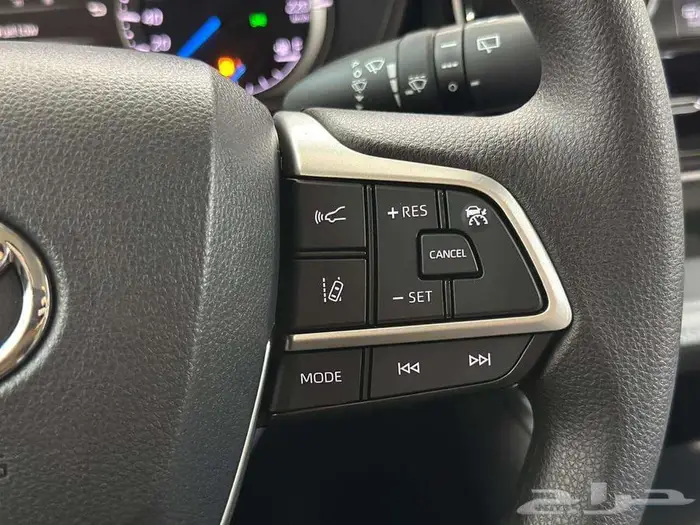 تويوتا هايلاندر LE دفع امامي 2025 7