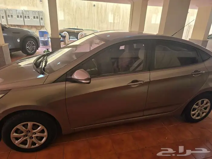 اكسنت 2012 للبيع مالك أول 0