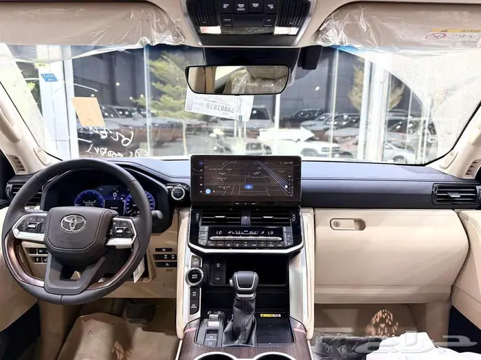 تويوتا لاندكروزر ( VX ) هايبرد موديل 2025 أقل الأسعار 12