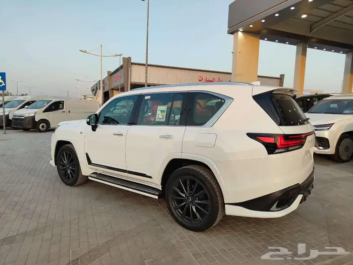 لكزس LX 600 F - SPORT سعودي 2025 12