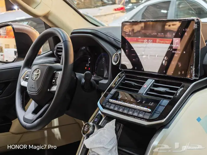 تويوتا لاندكروزر GXR. L2بنزين موديل 2025 16