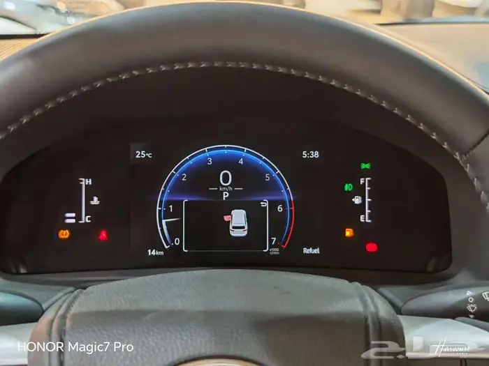 تويوتا لاندكروزر GXR. L2بنزين موديل 2025 26