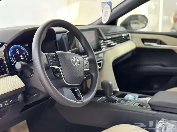 كامرى E ستاندرد هايبرد 2025 5