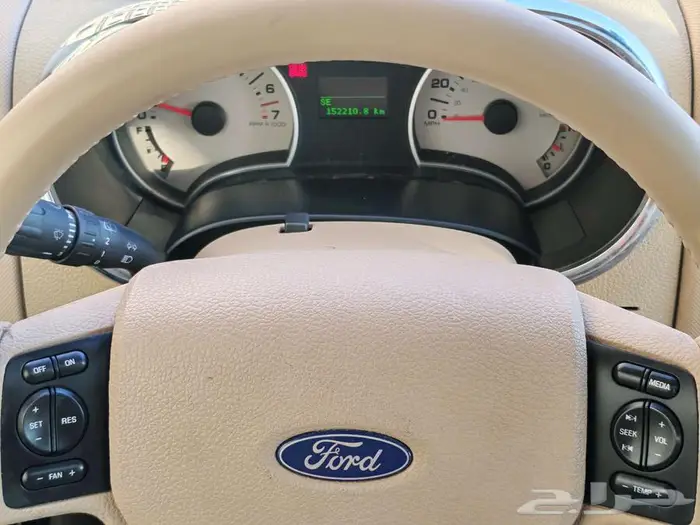 فورد اكسبلور مخزن 8