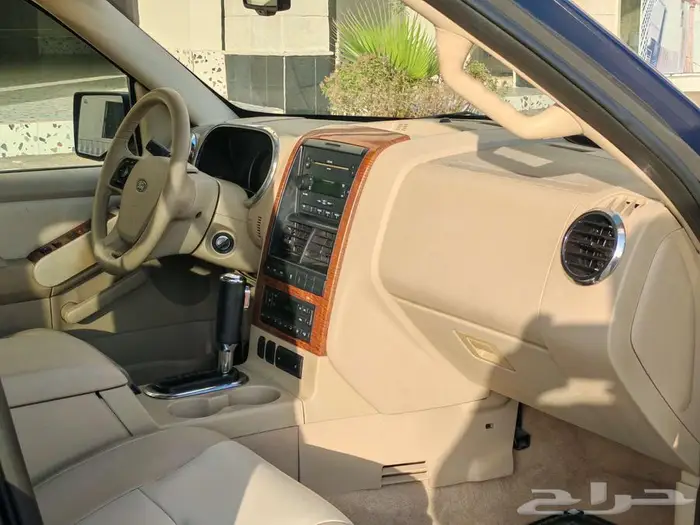 فورد اكسبلور مخزن 12