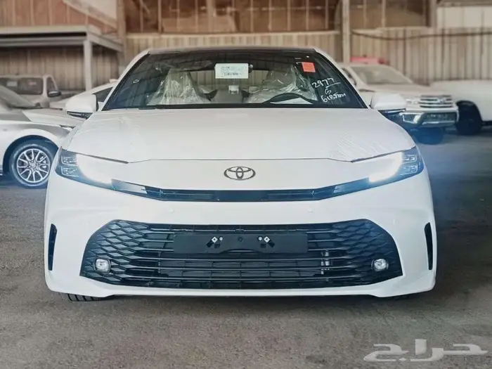 كامري 2.5 LE هايبرد 2025 م 1