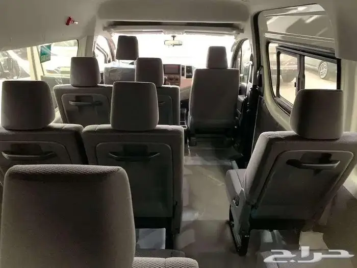 تويوتا باص هايس 13 راكب قير عادي ديزل 2025 سقف عالي 4