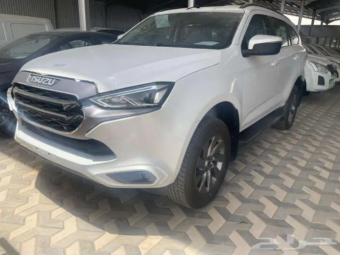 ايسوزو ام يو اكس نص فل 2024 0