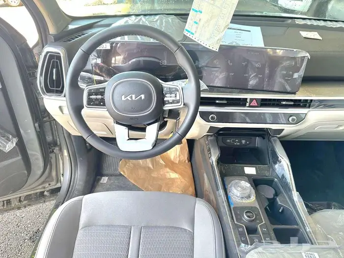 كيا سورينتو GL هايبرد 1.6cc تيربو 2024 تصدير مصر 7