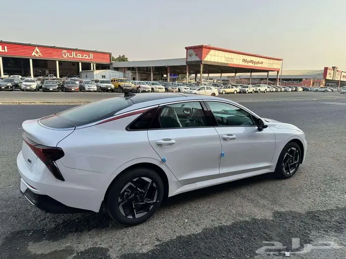 كيا K5 نص فل موديل 2026 اقساط او كاش 13