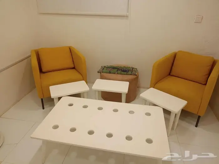 كرسي وطاوله 1