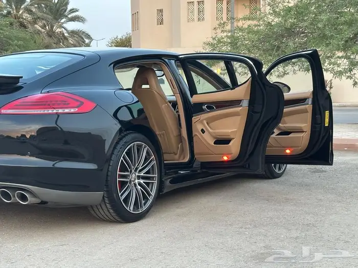 بورش بانميرا S 24