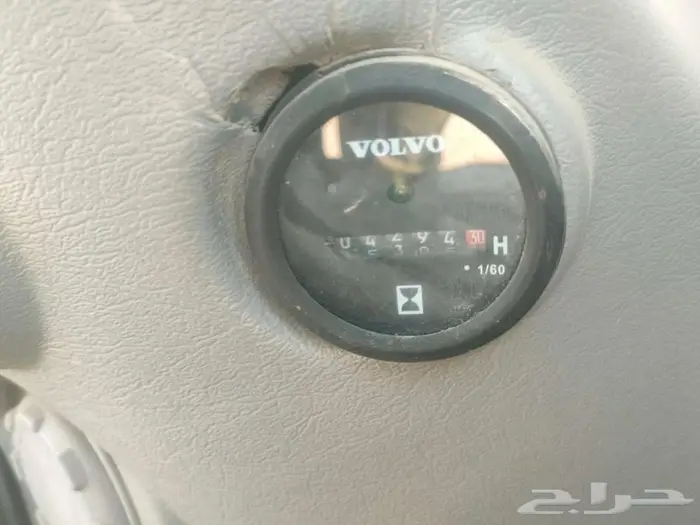 بوكلين حفار Volvo موديل EC480DL للبيع بحاله ممتازه جدا 10