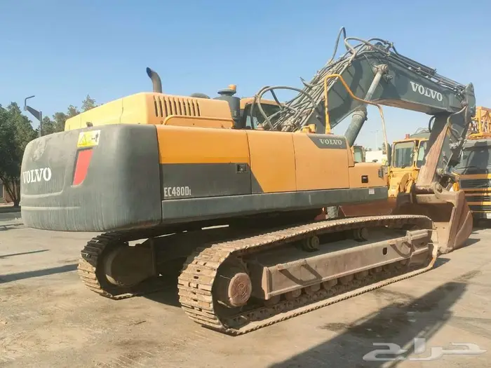 بوكلين حفار Volvo موديل EC480DL للبيع بحاله ممتازه جدا 6