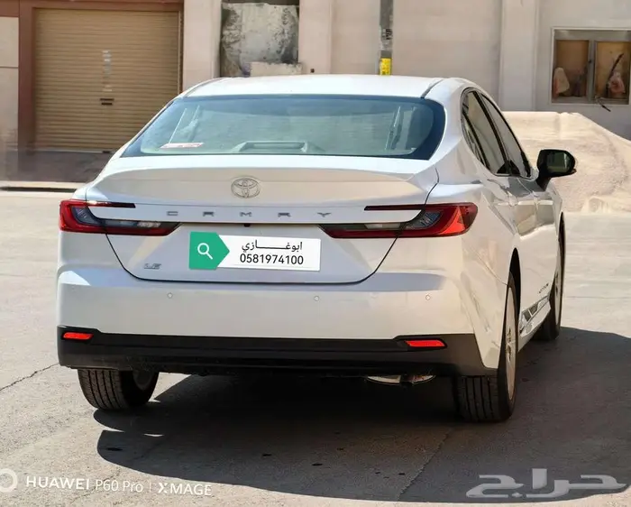 تويوتا كامري LEبنزين موديل 2025 30
