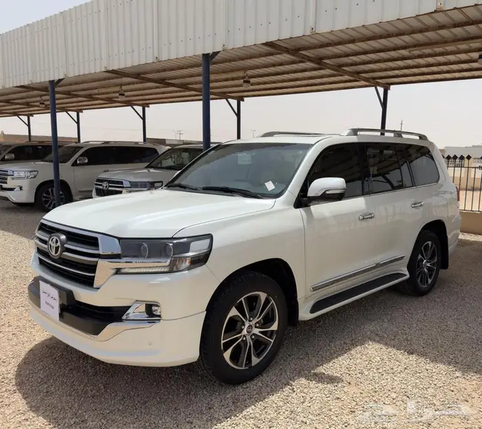 لاندكروزر جي اكس ار 2020 سعودي 5