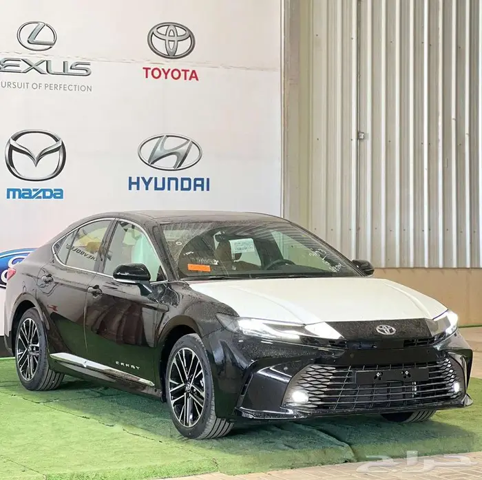 تويوتا كامرى جراندى بنزين 2025 3