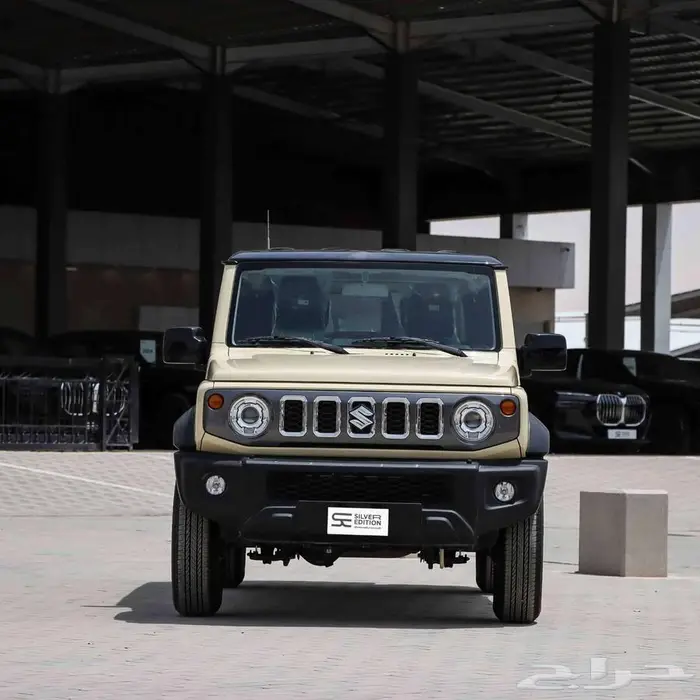 سوزوكي جمني 2025 بابين 0