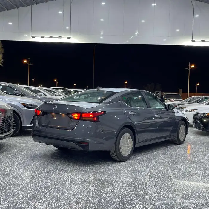 نيسان التيما استاندر 2025 رمادي السعر 99475 أقل سعر بالسوق 2