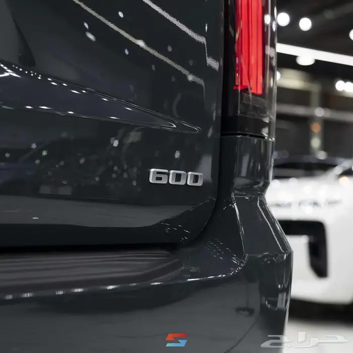 كاديلاك اسكاليد سبورت موديل 2025 4