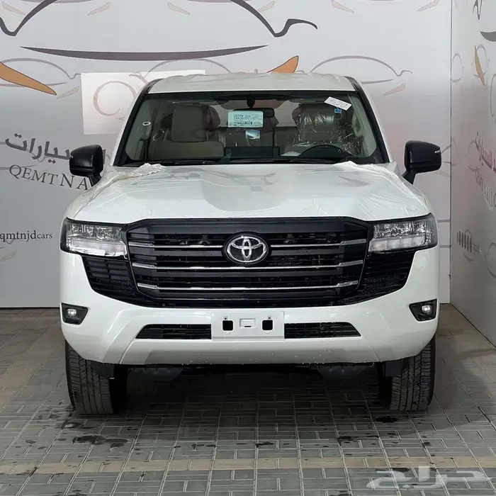 تويوتا لاندكروزر GXR رقم 1 ديزل 2025 بأقل الأسعار 1