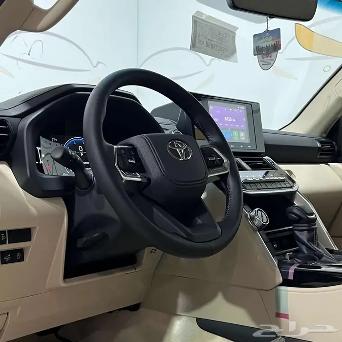 تويوتا لاندكروزر GXR رقم 1 ديزل 2025 بأقل الأسعار 6