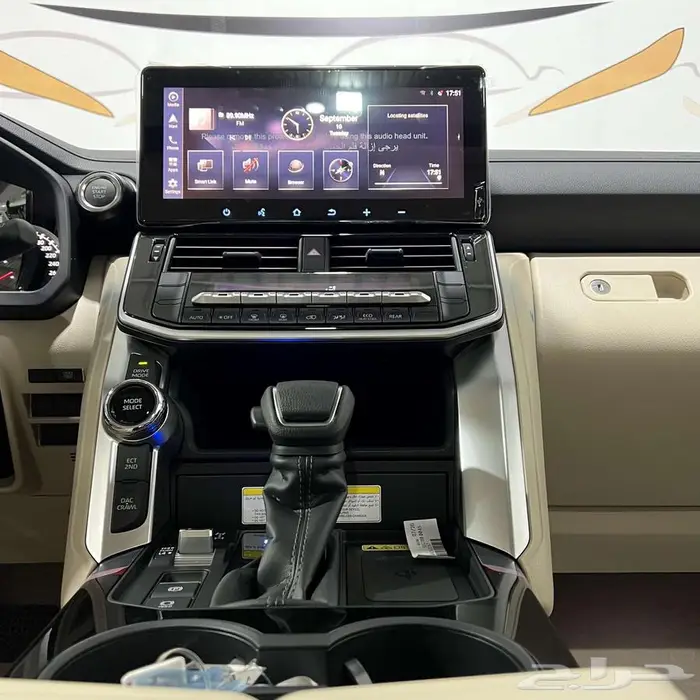 تويوتا لاندكروزر GXR بنزين 2025 بأقل الأسعار 6