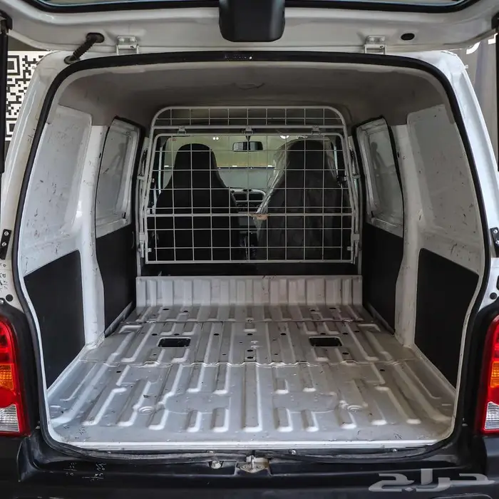 سوزوكي فان APV موديل 2023 10