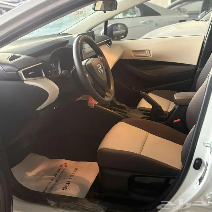 تويوتا كورولا XLI مطور 2025 قير اوتماتيك بنزين 5