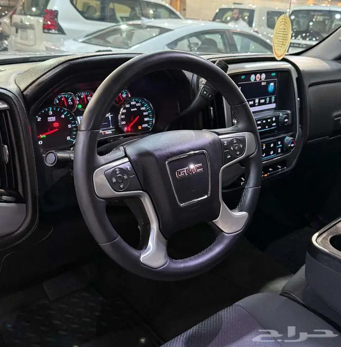 للبيع جمس سييرا 2018 فل كامل فئة Z71 سعودي ( عداد قليل ) 23