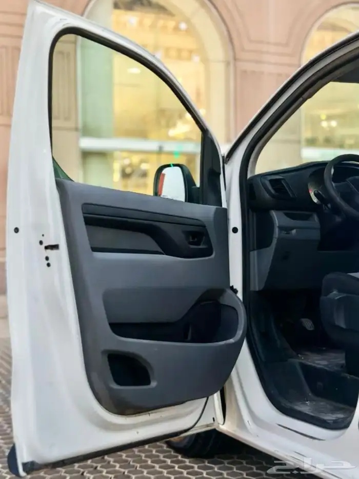 باص فان بيجو ديزل بضاعه 2018 كاش او اقساط 37