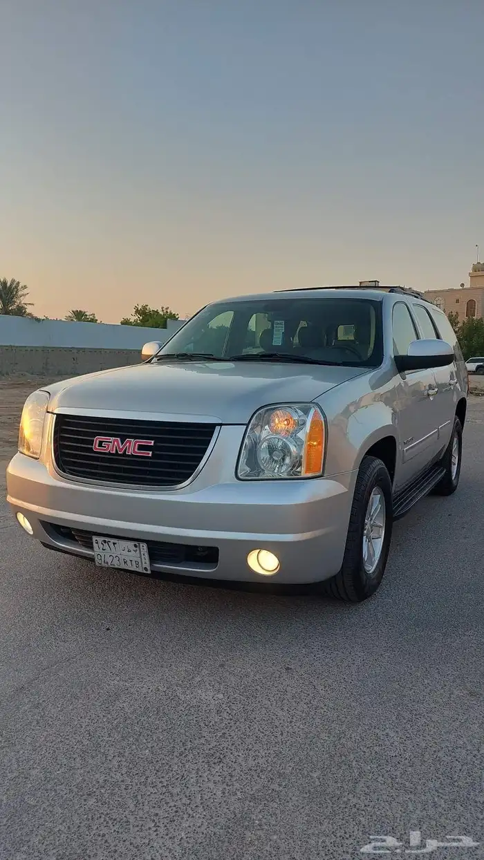 للبيع يوكن 2011 14