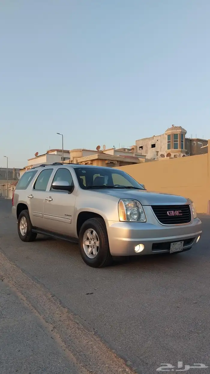 للبيع يوكن 2011 1