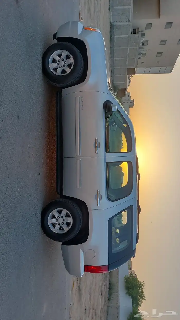 للبيع يوكن 2011 10