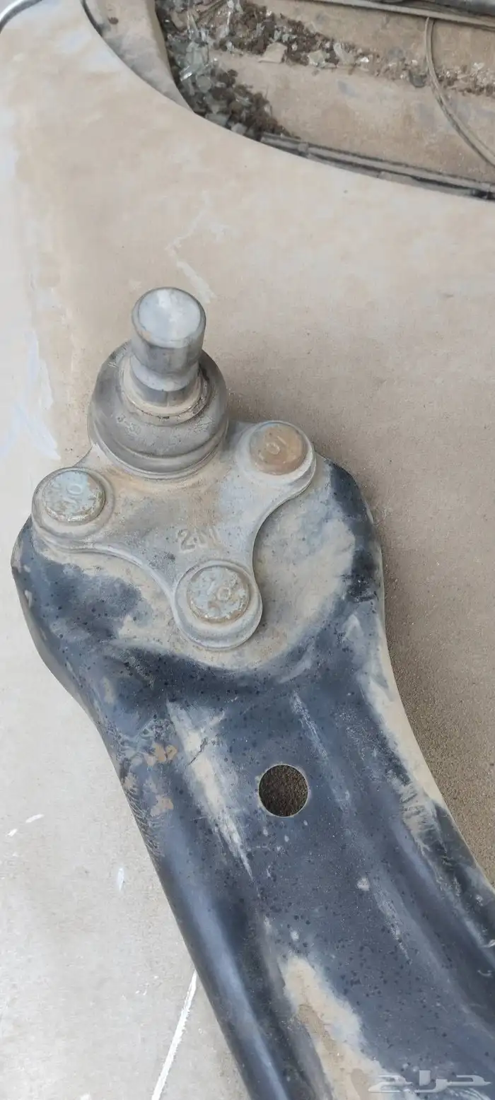 فلنجات امامي حبتين وكليبرات ومقص أمامي يمين النترا 2022اصلي 5