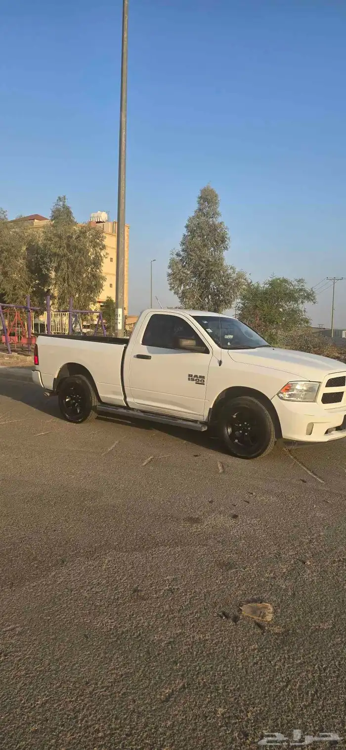 دودج رام 2019 نص فل غمارة ممشى أبيض 1