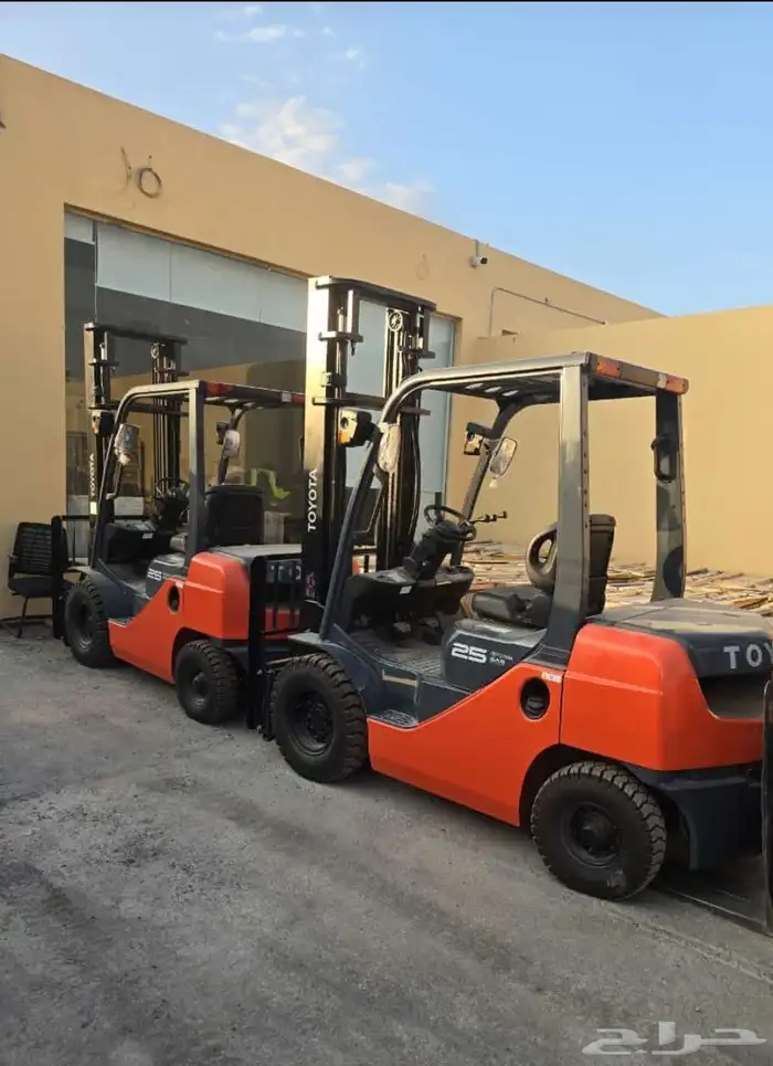 رافعة للايجار رافعه شوكيه فوركلفت 6