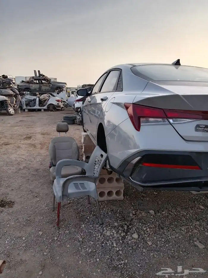 يوجدلديناجميع قطع غيار السيارات وكالة تشليح الحائر 1